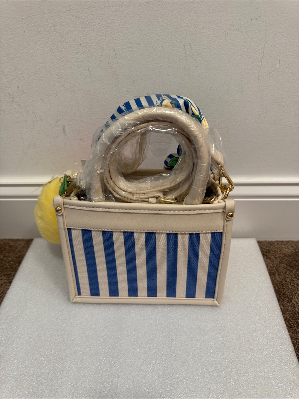 Betsey Johnson Blue & Cream Striped Mini Tote with lemon scarf & charm NWT - Picture 3 of 8